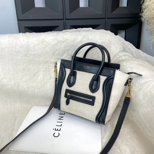 95新 Celine/思琳 熊猫色nano笑脸斜挎包