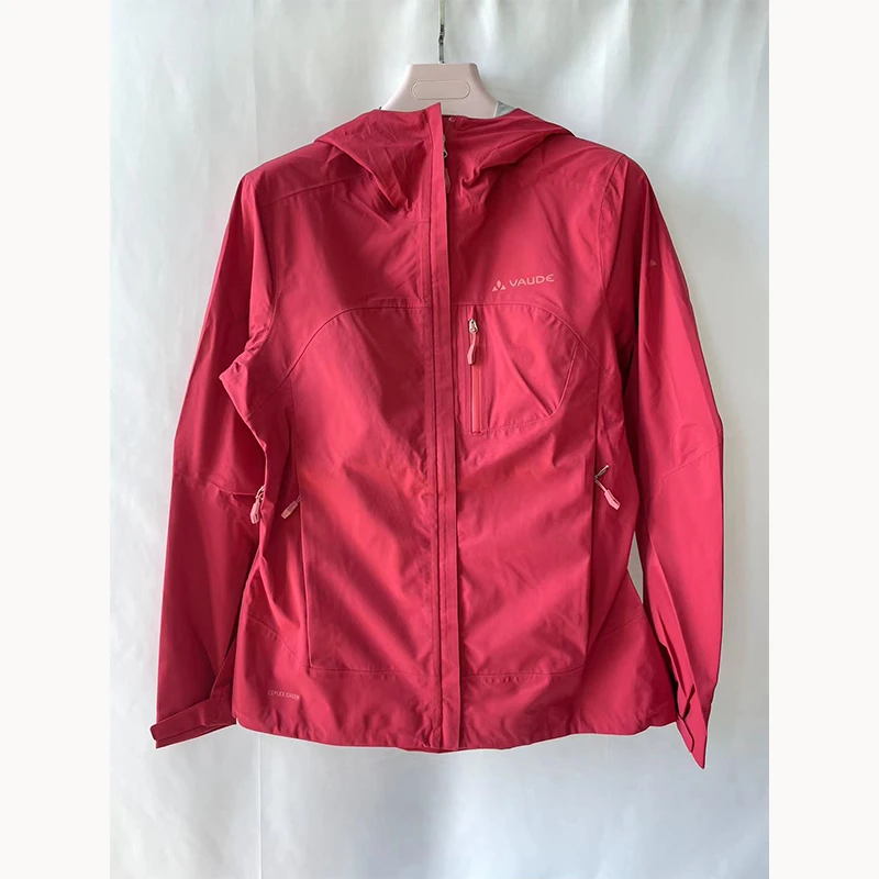 VAUDE 40876 女款户外休闲运动防风防水透气连帽冲锋衣