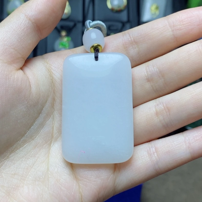 【闪购商品】石英质玉颈饰未镶嵌
