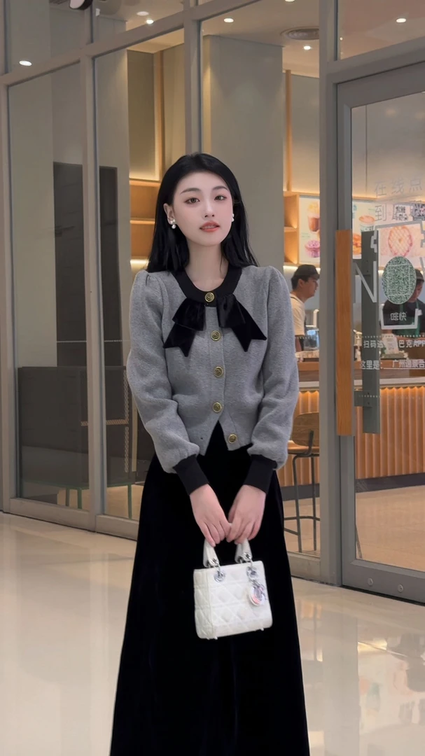 小香风蝴蝶结毛衣套装女丝绒气质