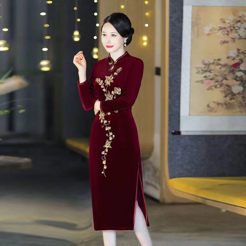 新款高档洋气妈妈气质新中式国风盘扣绣花中国风旗袍显瘦喜婆婆