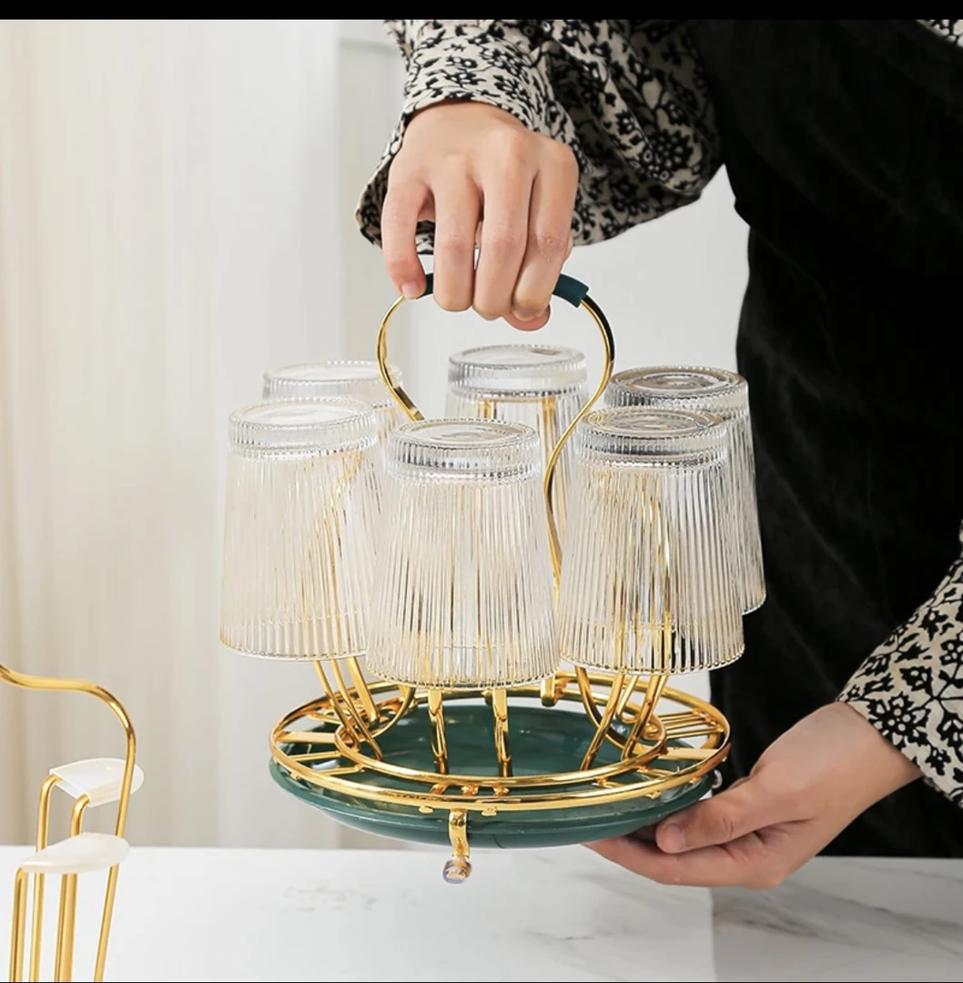 新疆包邮轻奢杯架沥水收纳置物架倒挂水杯茶杯架放玻璃杯子托盘