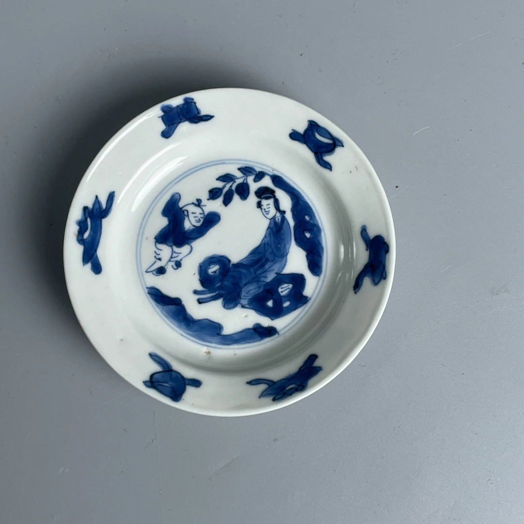 青花瓷/古董康熙青花人物纹盘M2XKU001356古玩/收藏/文物/绣花张