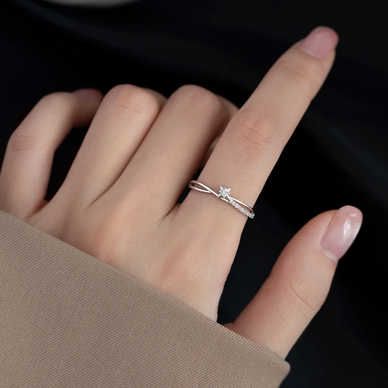 925银合成锆石戒指 纯银星星戒指小众设计素圈女轻奢高级感开口戒