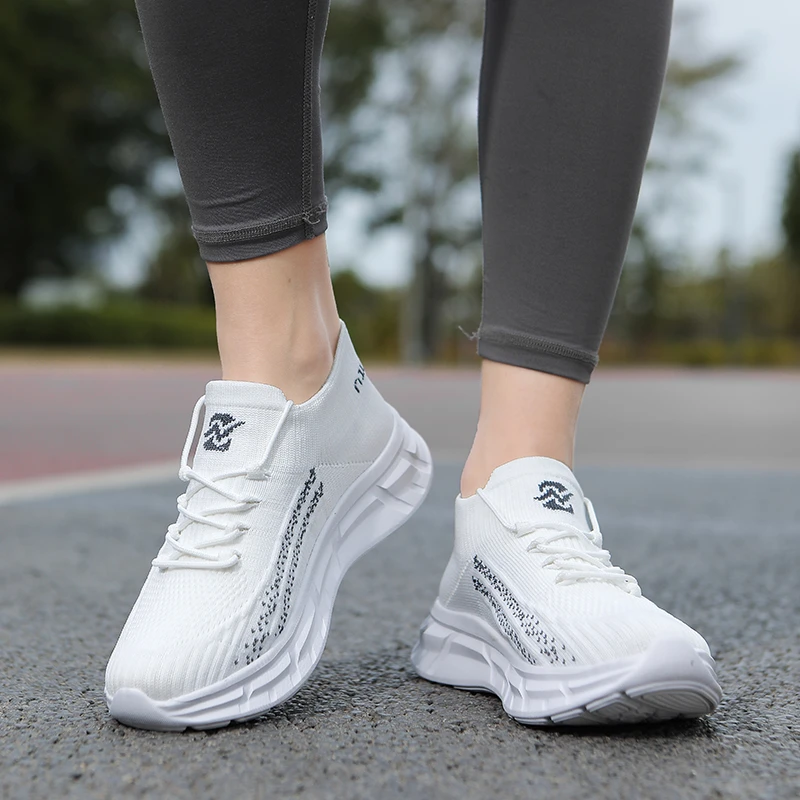 牛霸道健身鞋防滑耐磨四季新款男女曳步舞鞋软弹广场舞蹈鞋235525