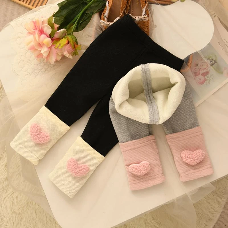 童装女童打底裤秋冬季加绒婴儿童女宝宝百搭爱心一体绒长裤子外穿