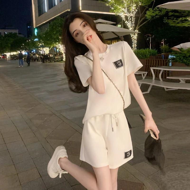 活泼减龄短袖短裤套装女夏2023新款小个子网红炸街休闲运动两件套