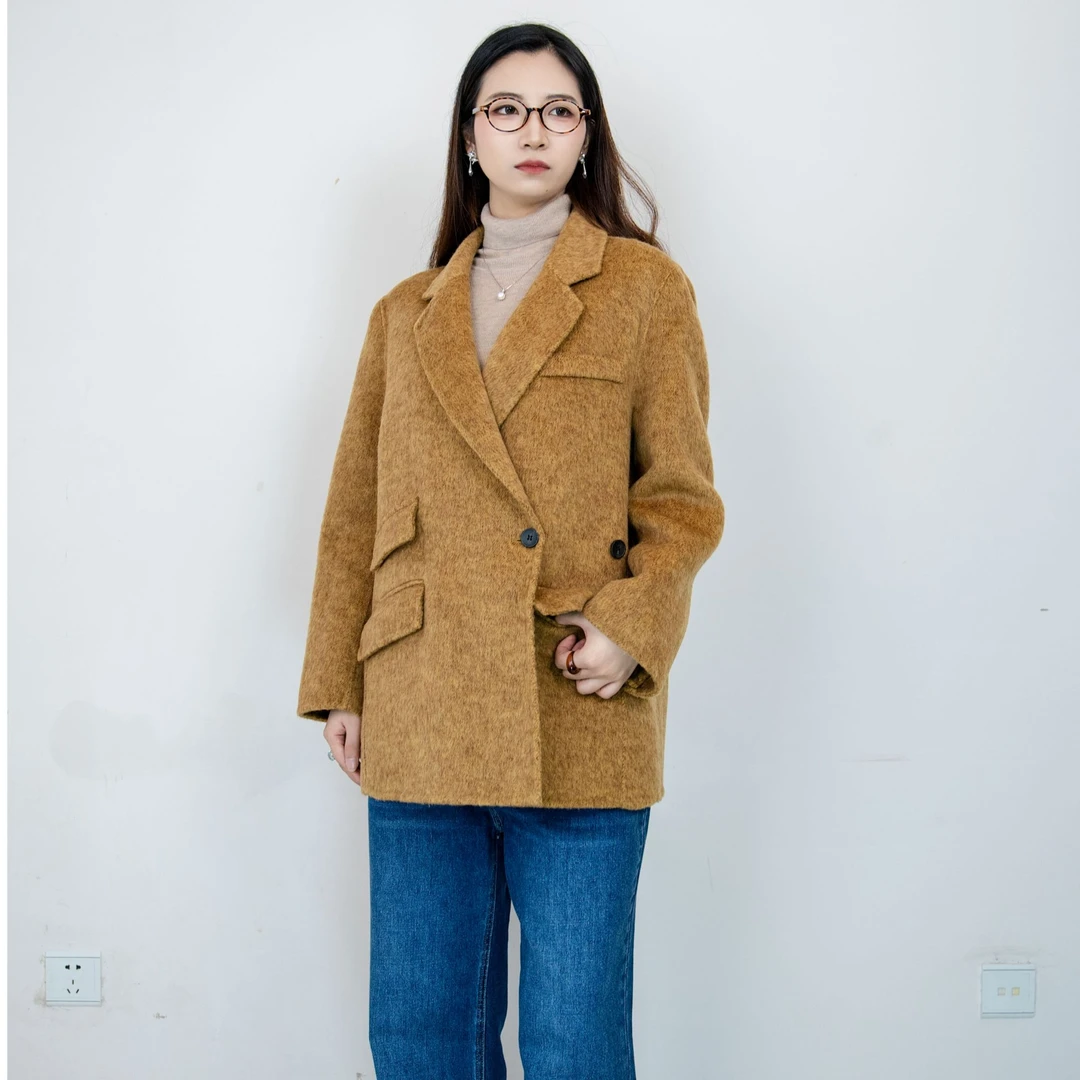 西装领双面呢侧边扣通勤短款大衣
