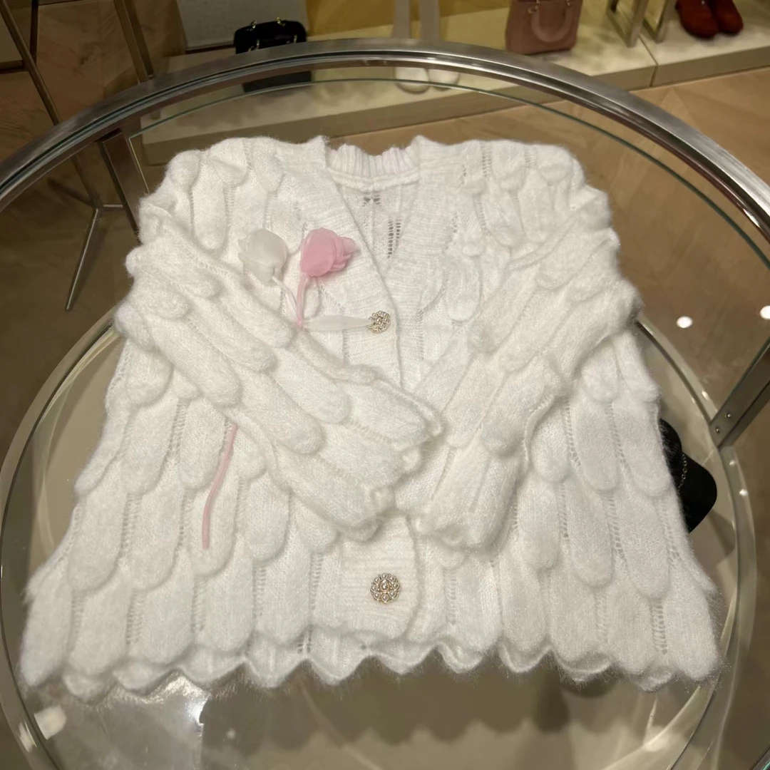 白色系软糯慵懒毛衣外套秋冬设计感立体镂空V领长袖针织开衫
