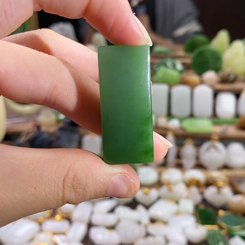 【闪购商品】和田玉1.和田玉吊坠未镶嵌