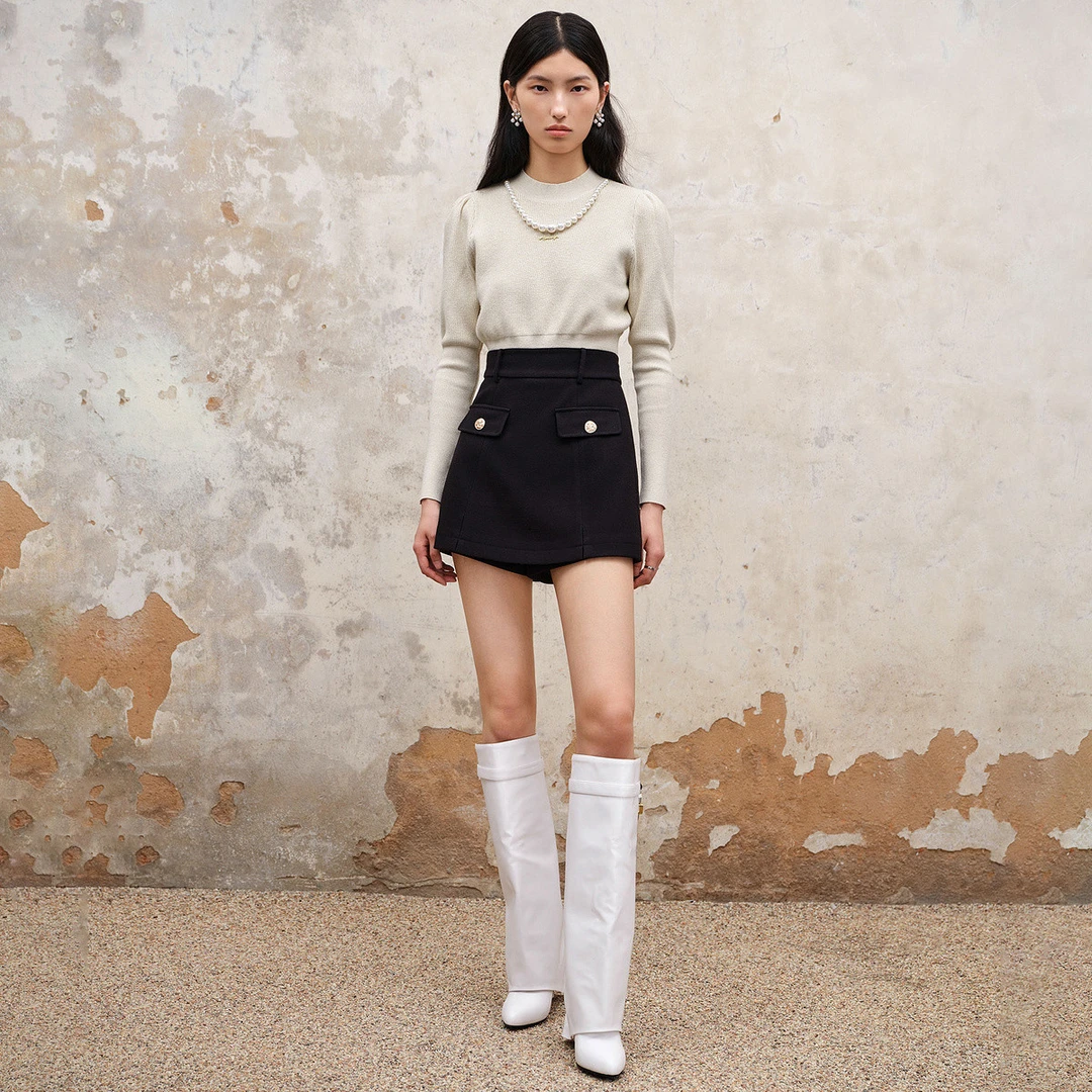 MAXRIENY香槟色针织+复古黑色高腰A型裙裤套装