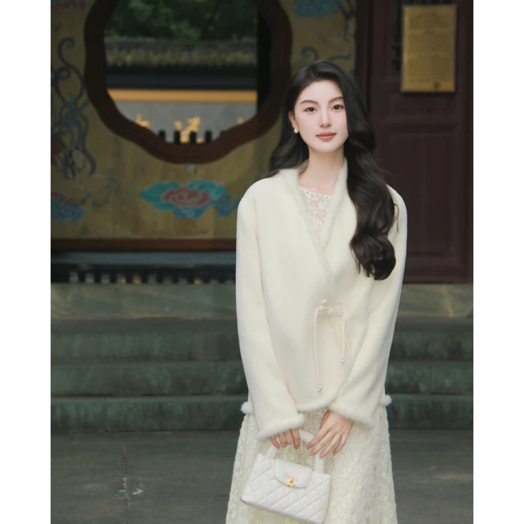 珂莱蒂尔新款小香高级清冷干净女装双面保暖大衣KL01063