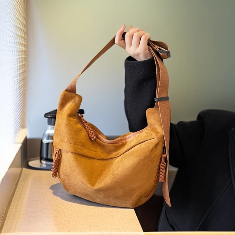 休闲时尚复古百搭小众单肩包韩版潮流通勤秋冬新款斜挎包162609