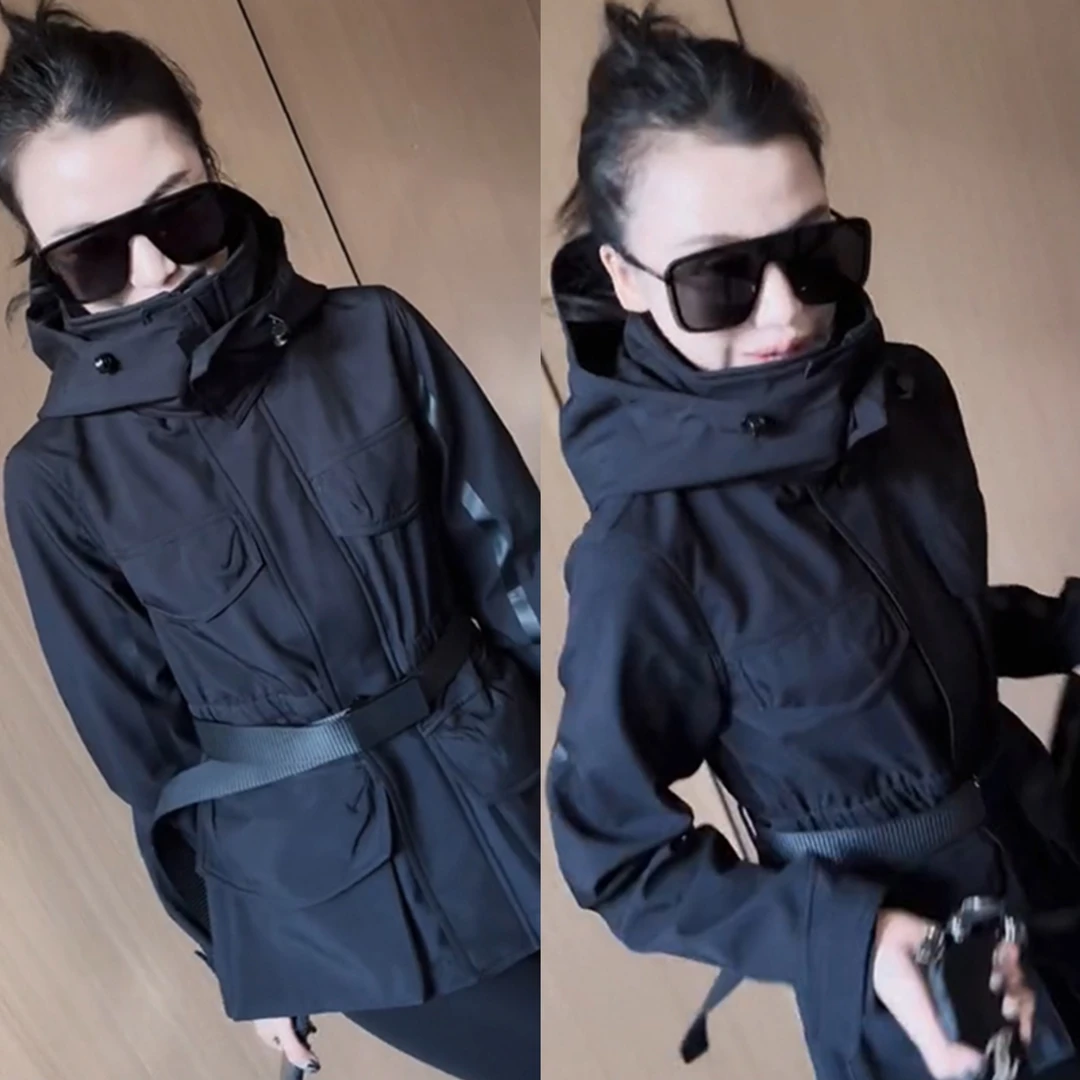 欧洲站2024冬季新款洋气显瘦连帽加绒冲锋衣女百搭纯色拉链外套潮
