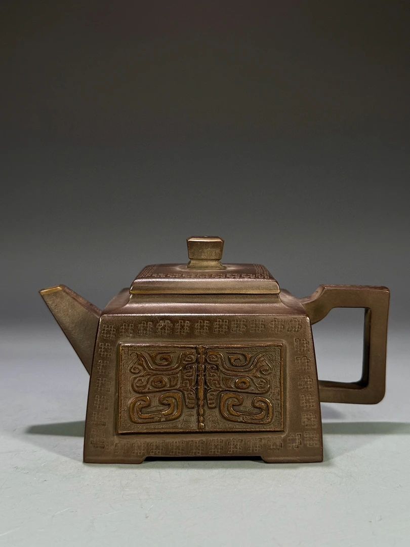 印花贴绘鎏金四方「麻布纹」 落款「陈觐侯」容量约320cc