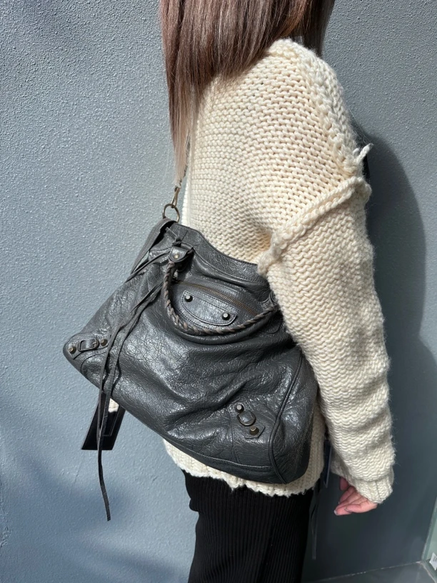 95新 Balenciaga/巴黎世家 巴黎世家机车包灰色竖版