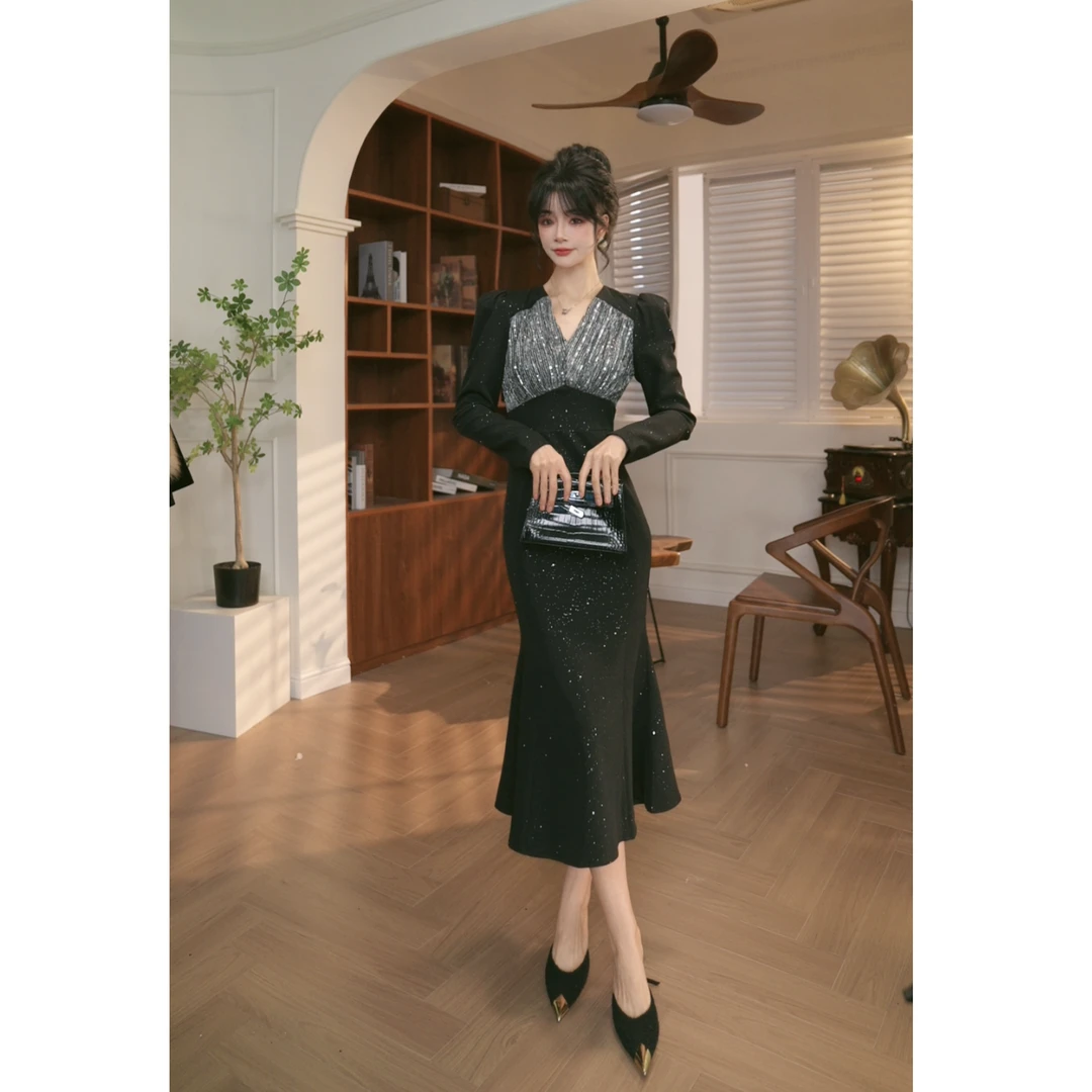 【JANE·简】2024秋装新款女装轻熟风气质V领收腰连衣裙21553