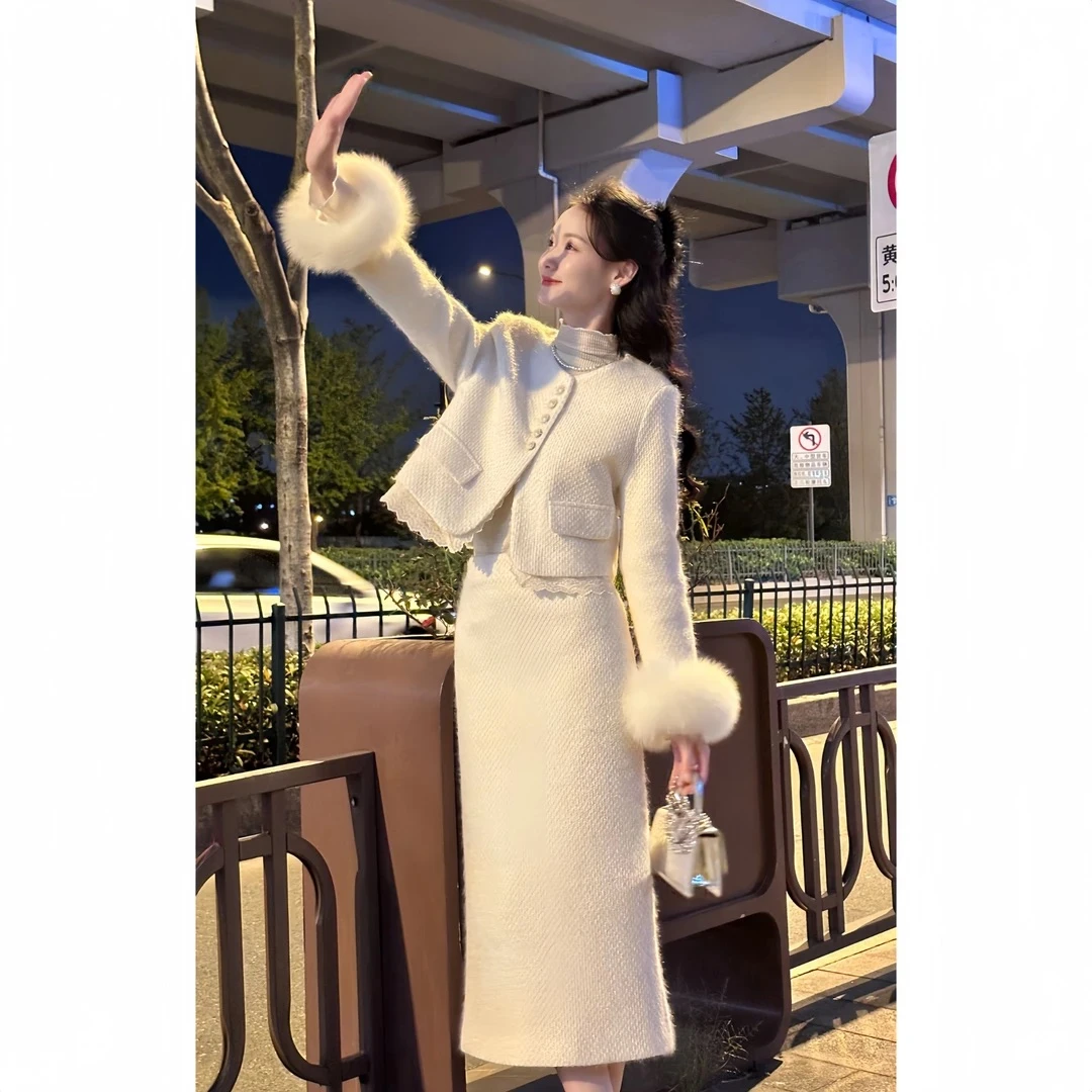 WY 心动信号~原创设计冬季爆款气质甜美蕾丝拼接小香风套装