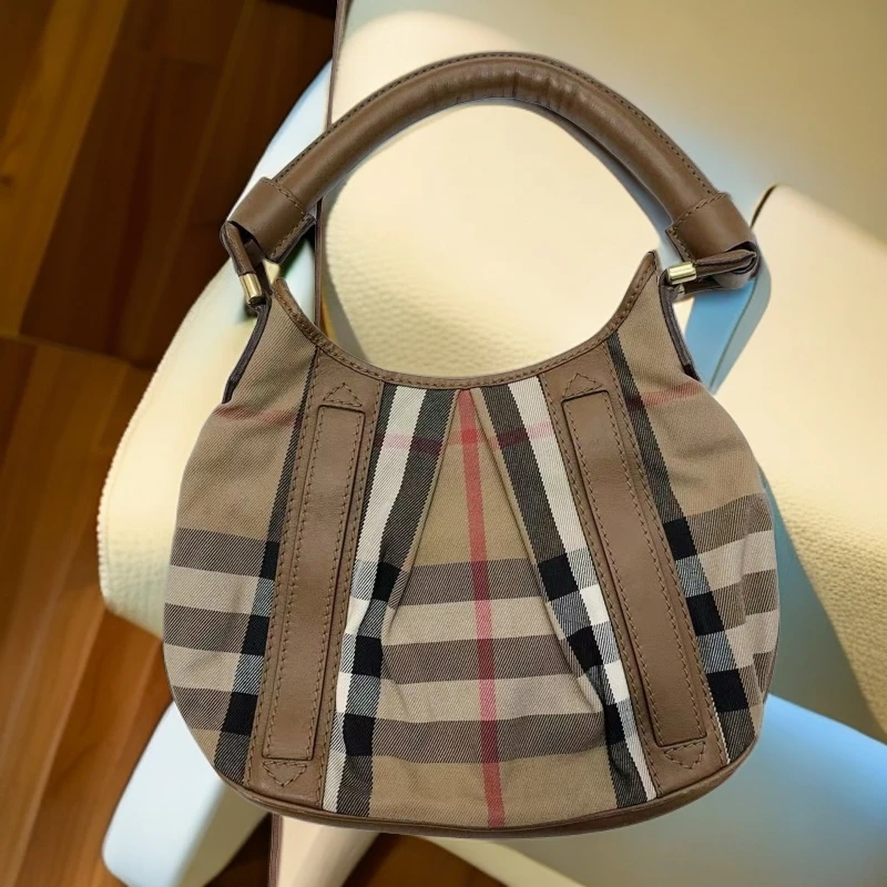 95新 BURBERRY/博柏利  格纹单肩包 936 4730