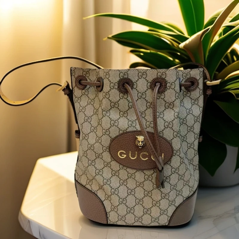 95新 GUCCI/古驰  虎头水桶 1051 4278