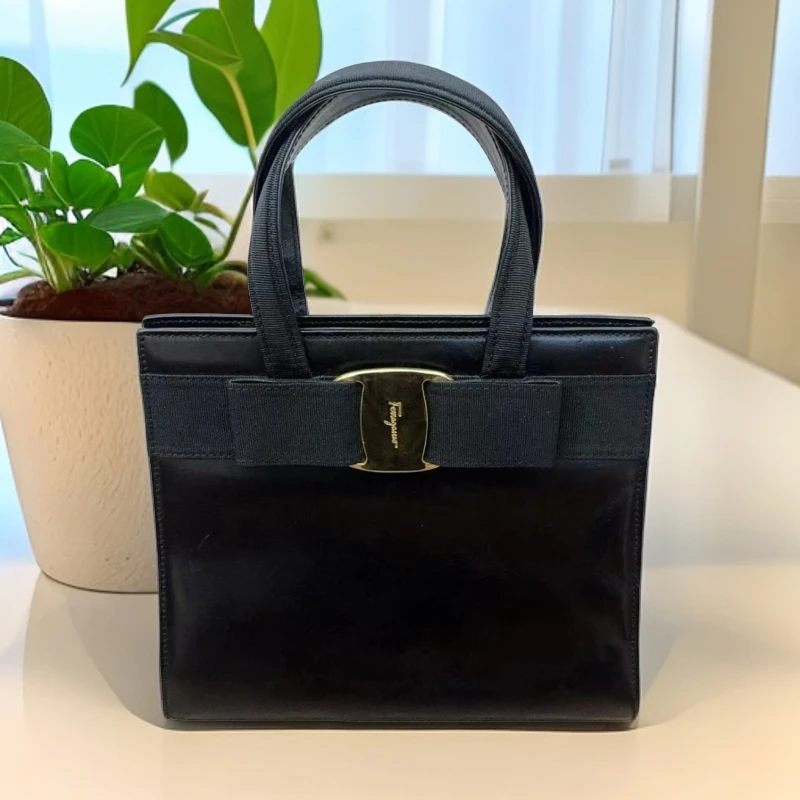 95新 FERRAGAMO/菲拉格慕 黑色手提包 947 5459