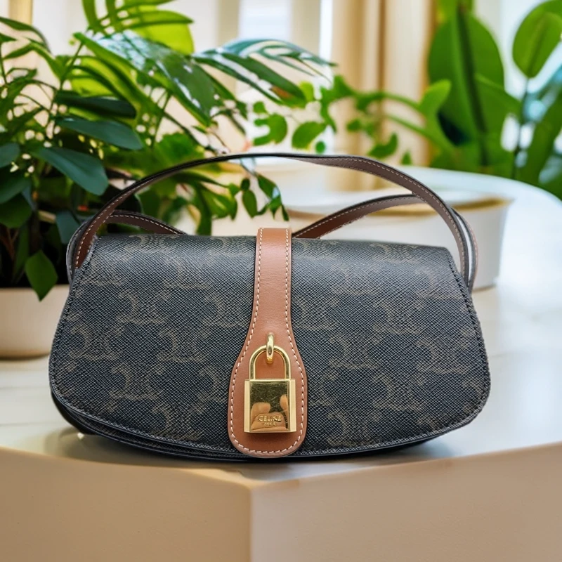 95新 Celine/思琳 老花腋下包 950 8396
