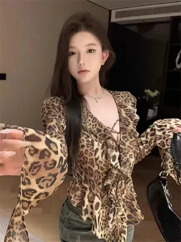 复古豹纹v领长袖雪纺衬衫女夏季修身显瘦荷叶边衬衣辣妹小众上衣