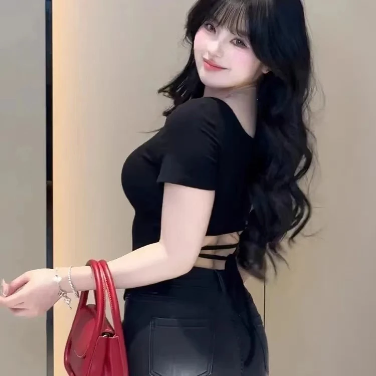 纯欲风露背短袖女t恤夏季2024年新款设计感小众今年流行漂亮上衣