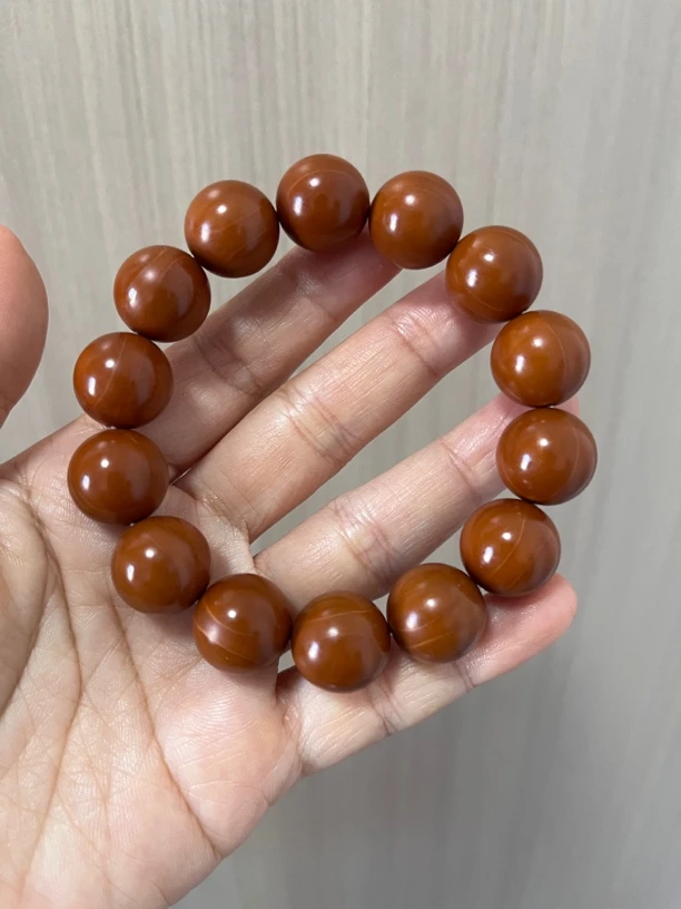 爆红款正圆光珠1.5+小孔超精品铁核，两头无补无漏，密度高核壁厚