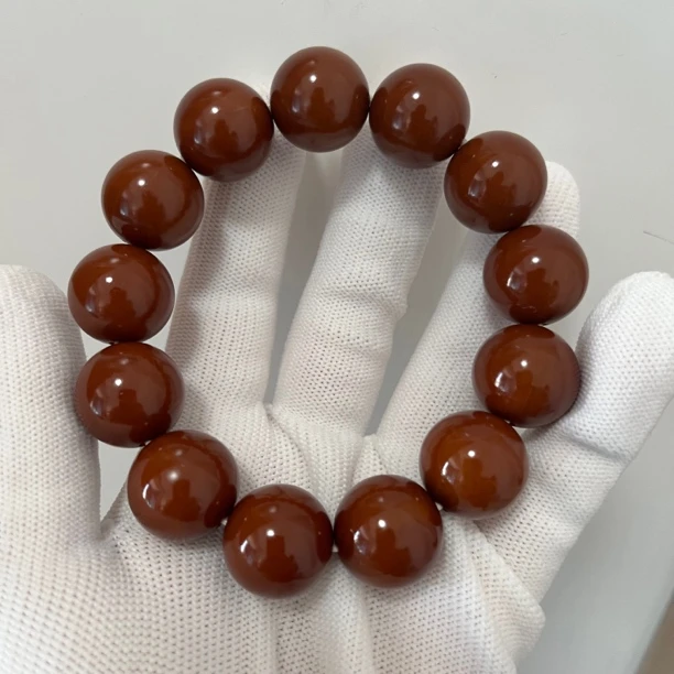 橄榄核1.8全品微花，颗颗不补不漏无老眼，密度高，核壁厚