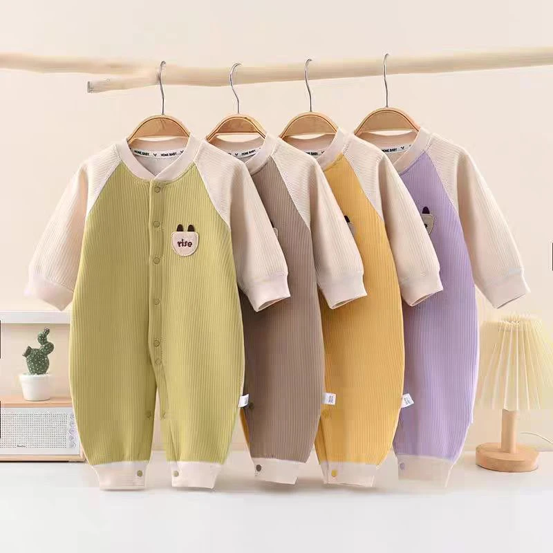 婴儿灯芯绒保暖无骨连体加厚衣服新生儿哈衣宝宝秋装爬服
