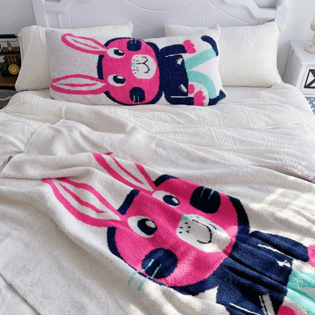 慧安妮塔海乐兔，番茄君半边绒靠垫