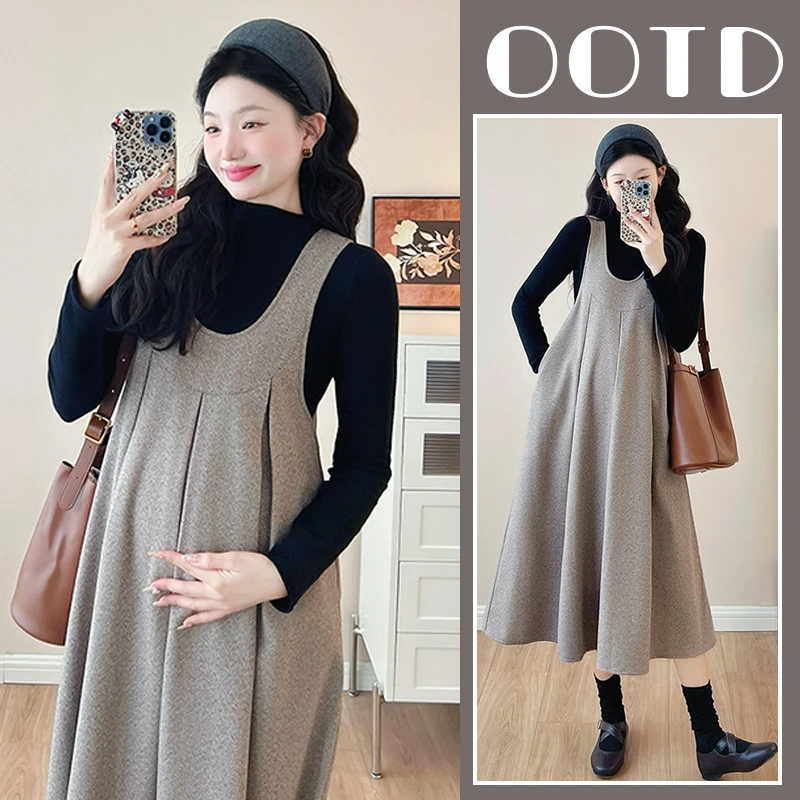 孕妇装秋冬款毛呢裙子2024新款时尚中长款过膝连衣裙宽松大码套装