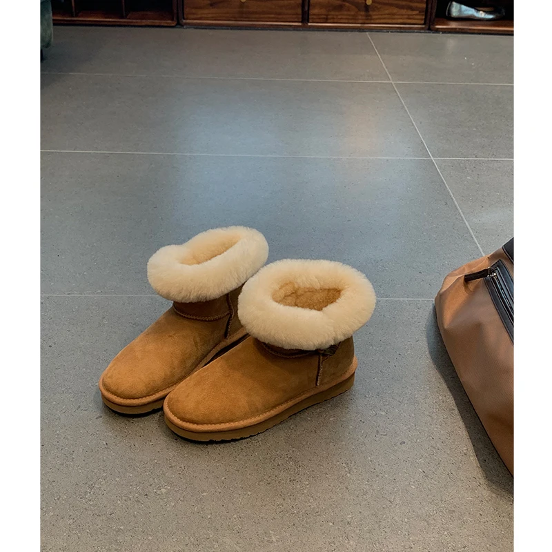 吕小布 | U哥A及羊皮毛一体 牛角扣冬季雪地靴女保暖厚底短靴0239