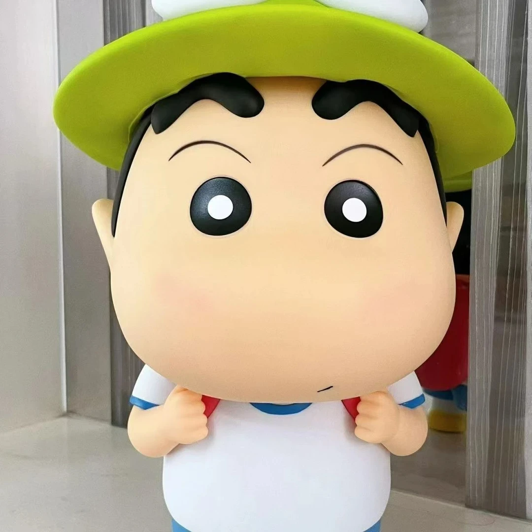 大号青蛙蜡笔小新手办摆件周边公仔玩偶可爱办公桌面装饰礼物