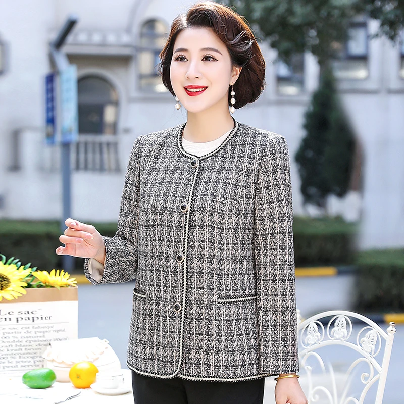 华太太人女装春秋短款大码妈妈装洋气休闲时尚小香风外套A3292