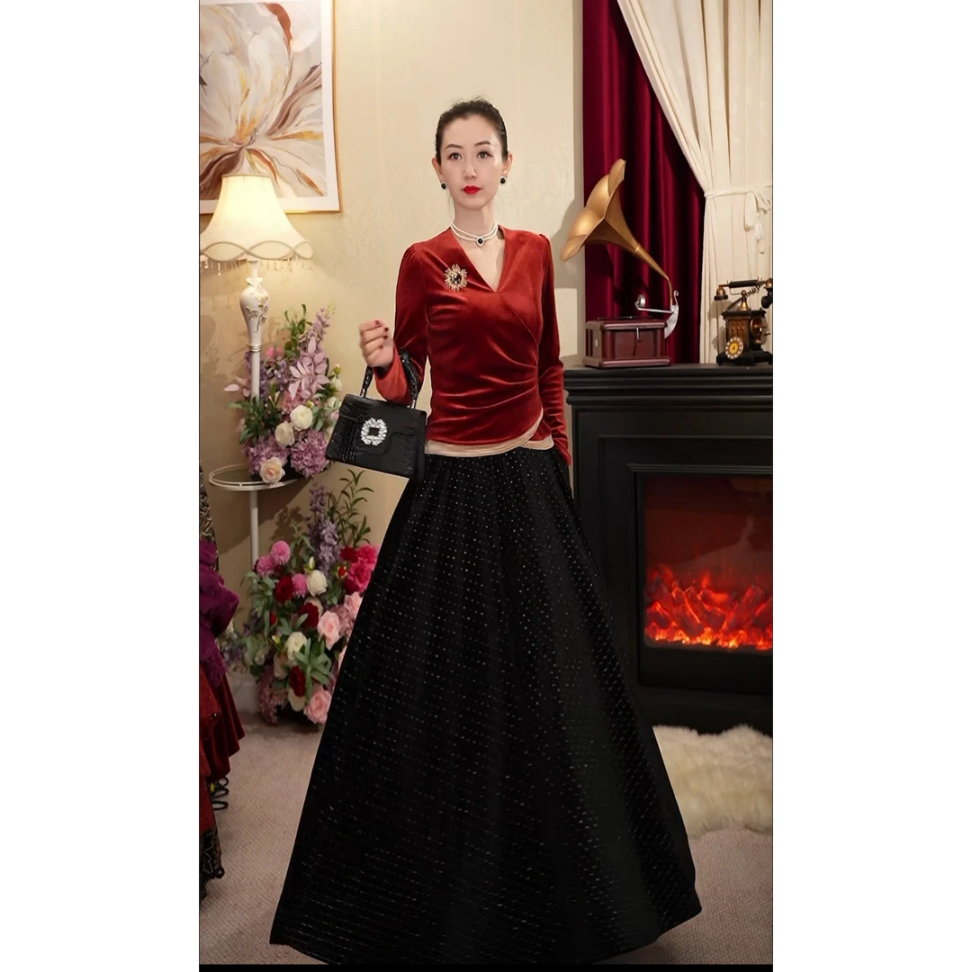 《丹尚爱》黑色荣耀A摆法式时尚优雅半身裙丝绒百搭女士半裙