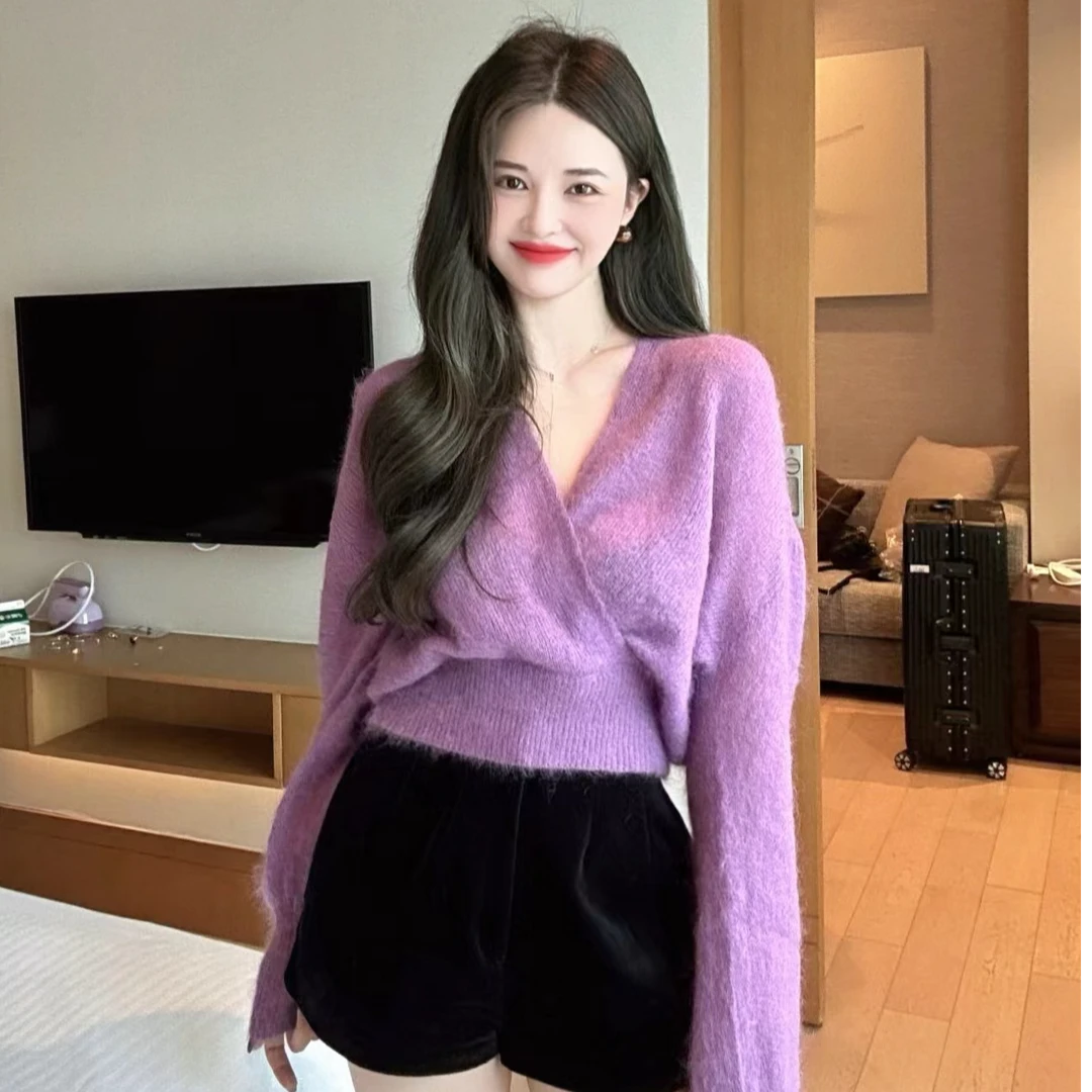 气质时尚v领显瘦毛衣  秋冬韩版设计感慵懒风显瘦毛衣