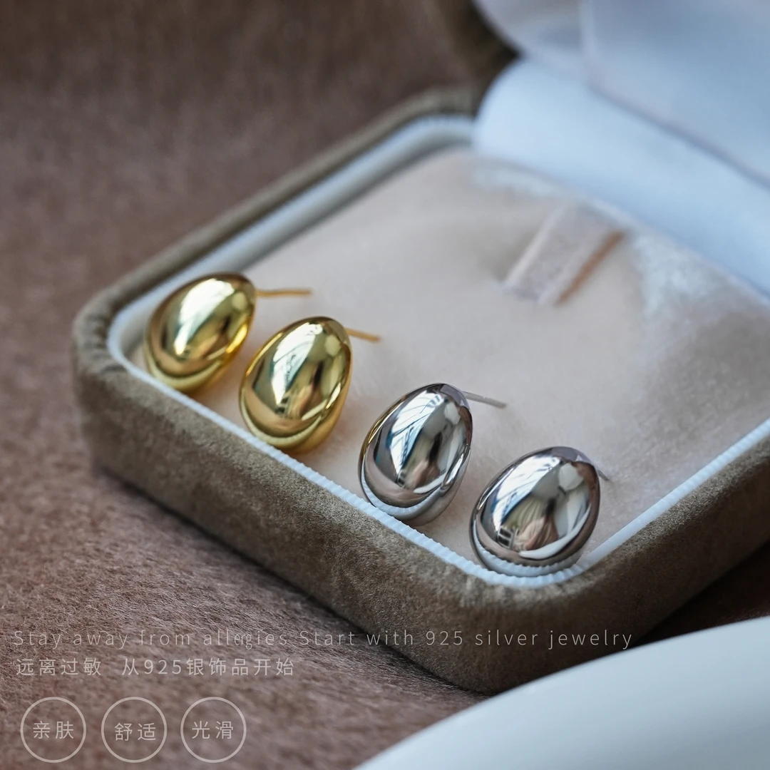 925银耳饰 水滴形光面银耳钉