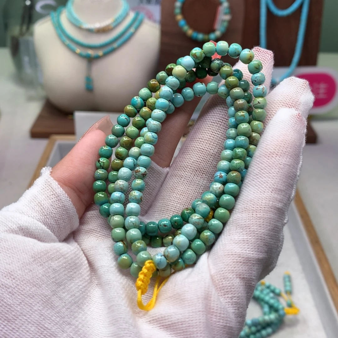 绿松石配饰未镶嵌