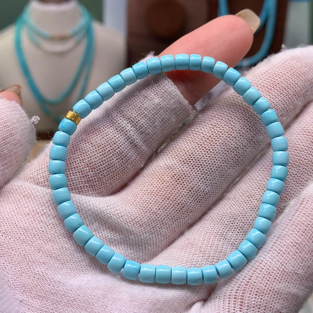 绿松石配饰未镶嵌