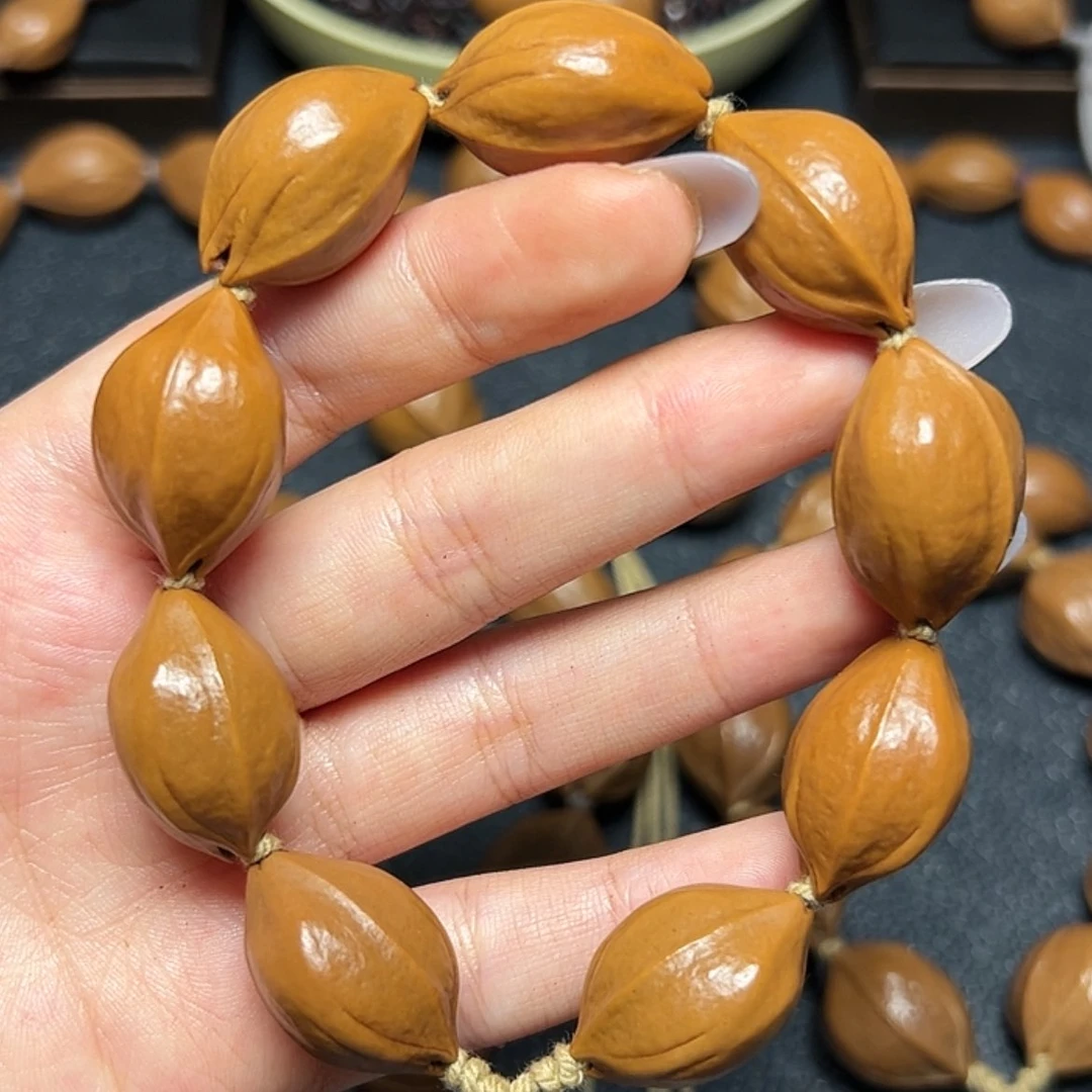 【闪购商品】梅林铁核1.7X2.6左右手串核雕