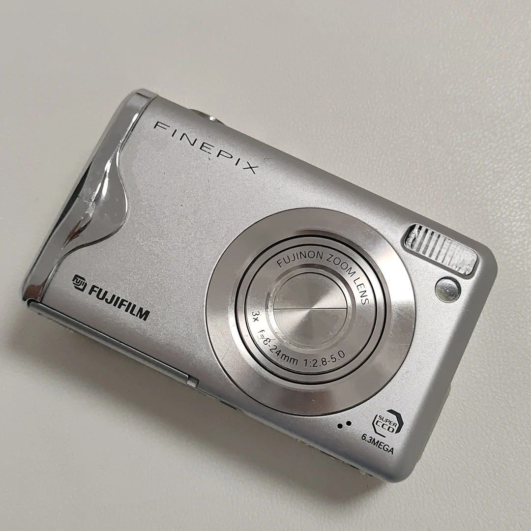 95新 Fujifilm/富士 富士F20 600w像素 3倍光变 No退换