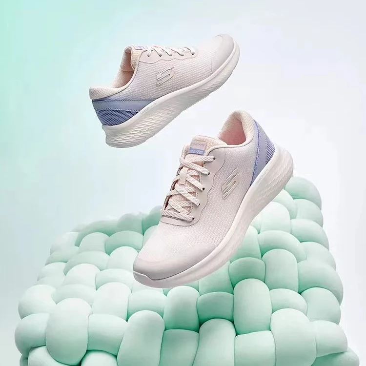 SKECHERS/斯凯奇轻奇跑鞋女款休闲情侣轻便运动跑步鞋896215