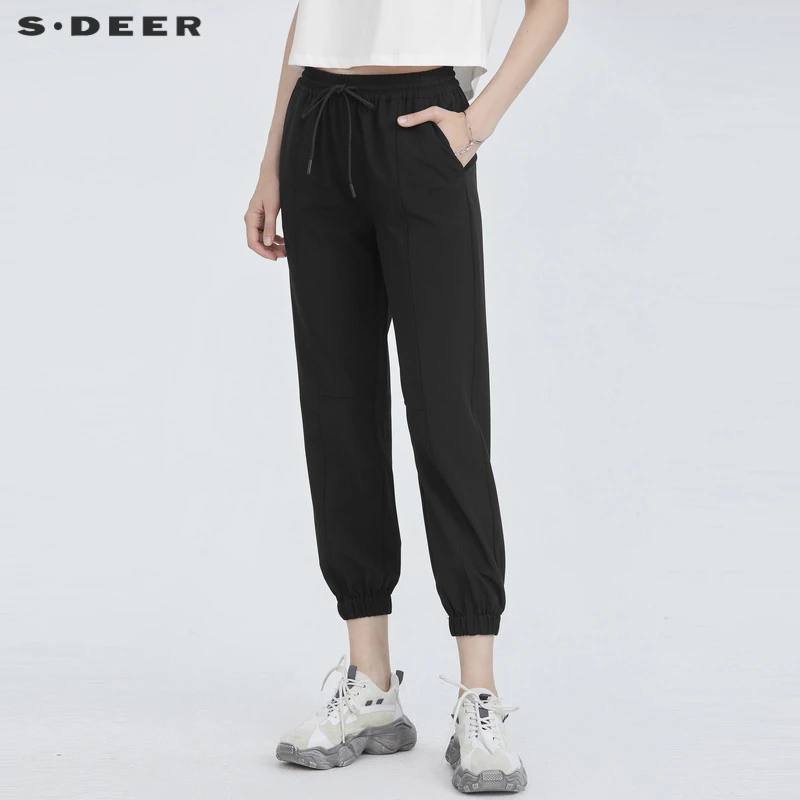 sdeer圣迪奥女装时尚运动松紧系带拼接黑色休闲九分裤S21260818