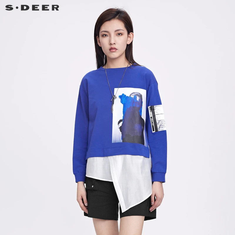 S·DEER圣迪奥时尚女装百搭休闲字母胶印拼接不规则卫衣S22182210