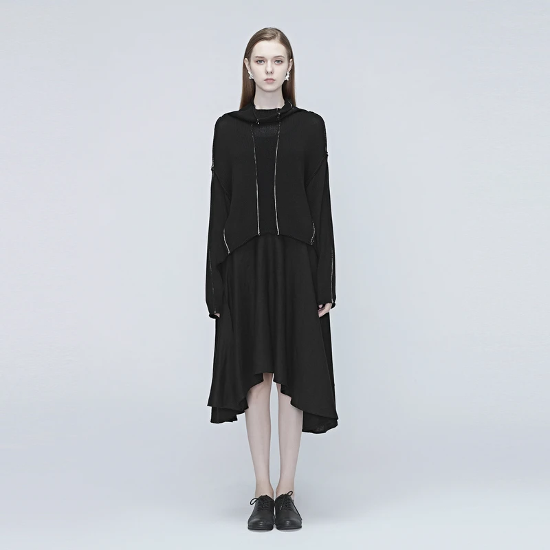 S·DEER圣迪奥女装春季宽松休闲圆领撞色吊带两件套毛衣S20383525