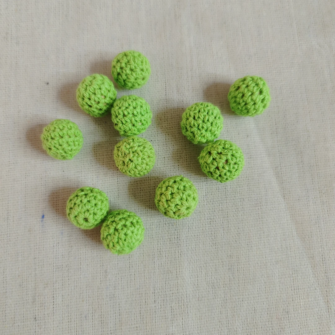 绿色毛线球10个 毛钱球
