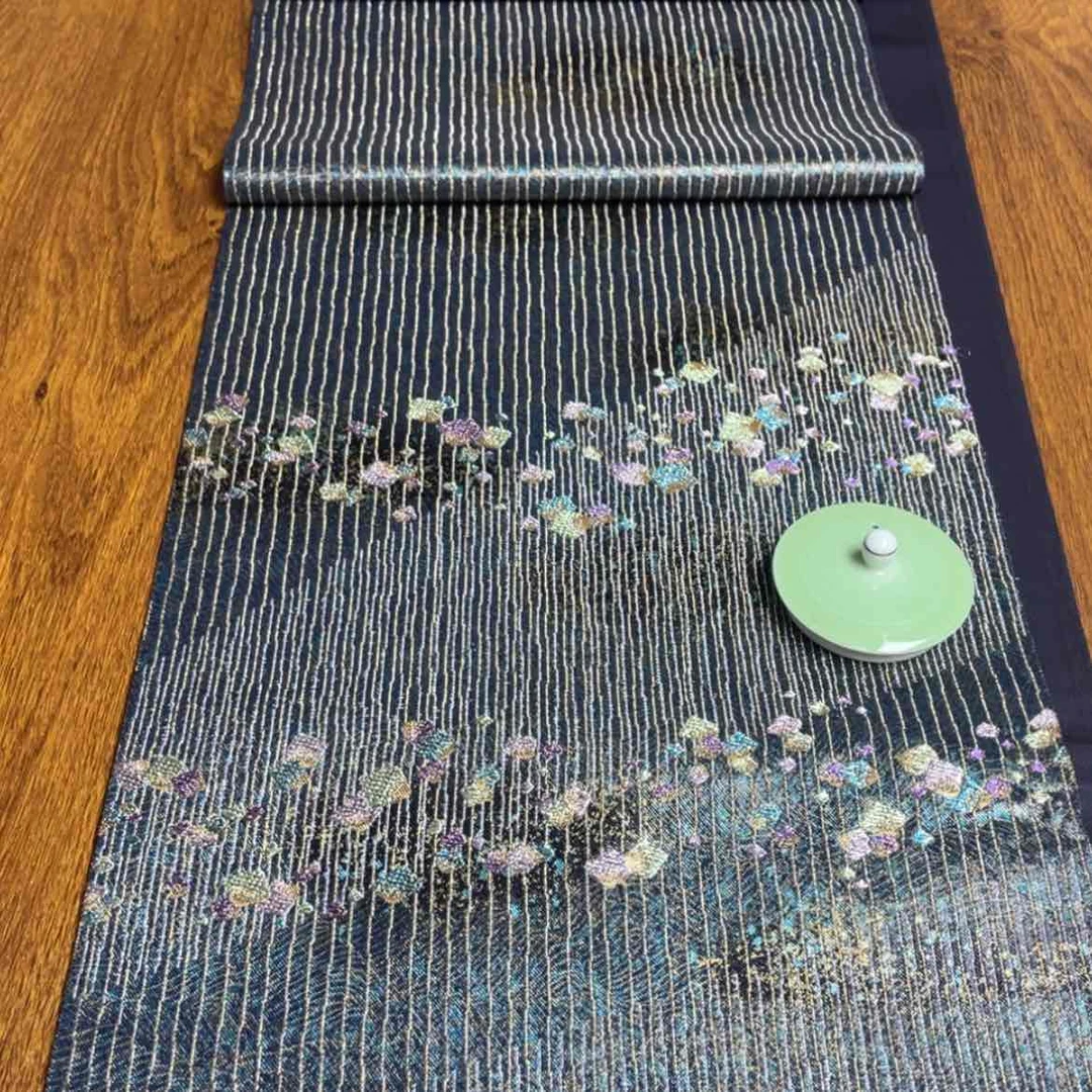 【闪购商品】织锦技艺高超彩箔