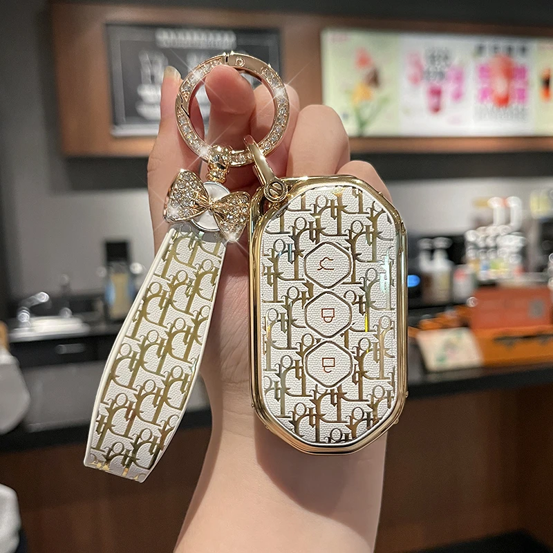 适用于20款五菱凯捷钥匙套一键启动智能车钥匙扣壳包高档男女专用